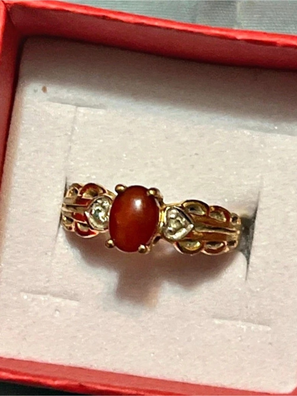 Gold Brown Cabochon Ring Great condition
